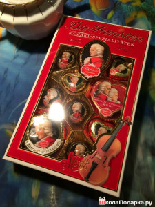 подарок музыканту-набор конфет Моцарт