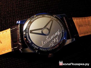 Оригинальный подарок мужу - часы с гравировкой