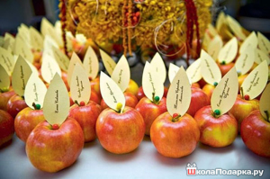 подарки гостям на свадьбе-яблоки-осень