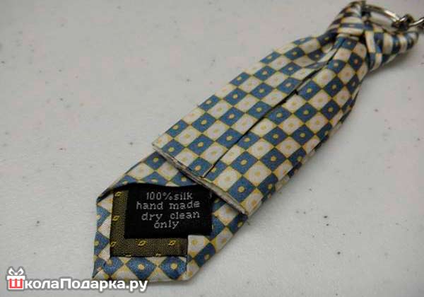 Брелок-из-галстука11